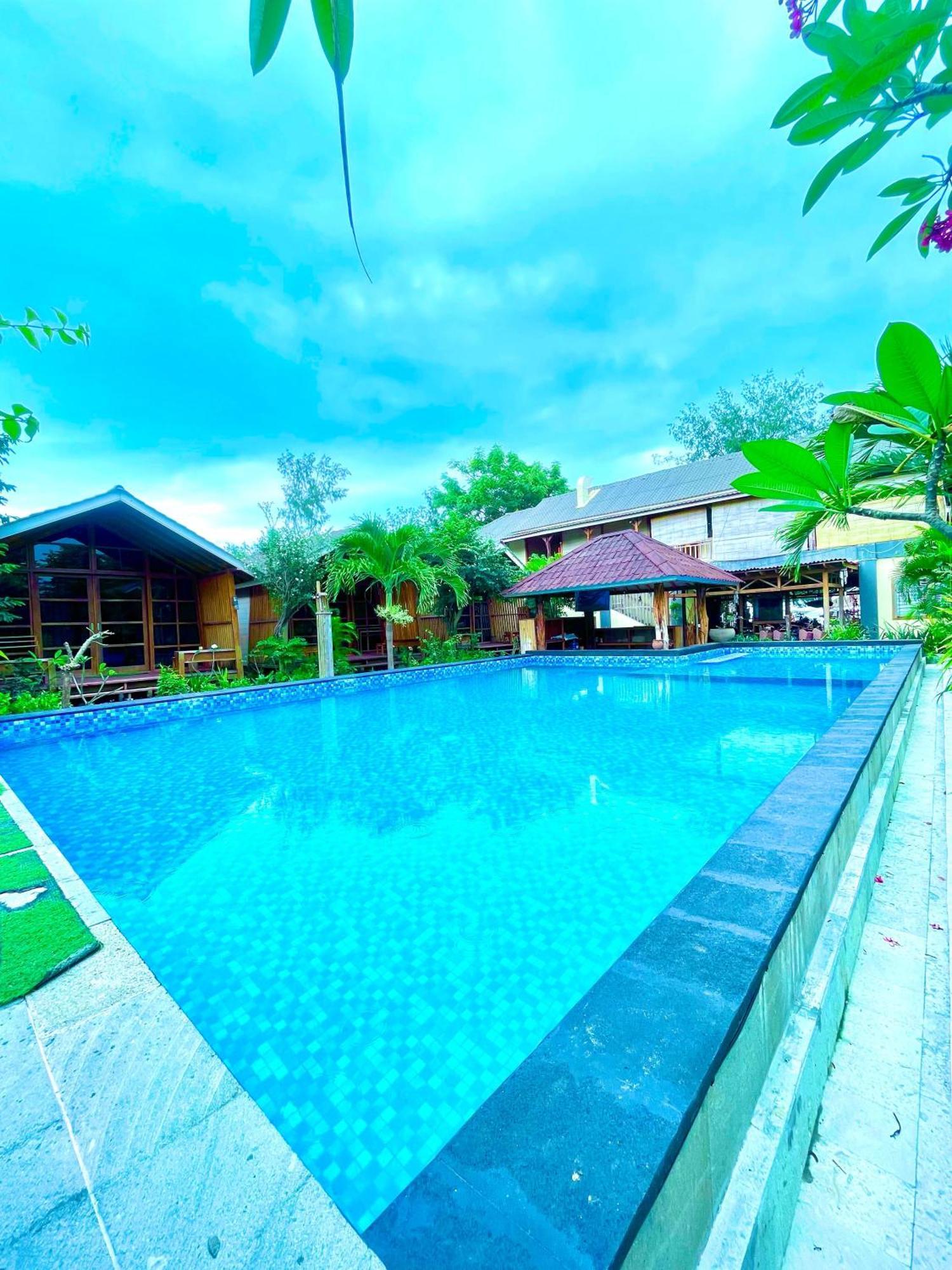 Wah Resort Gili Trawangan Luaran gambar